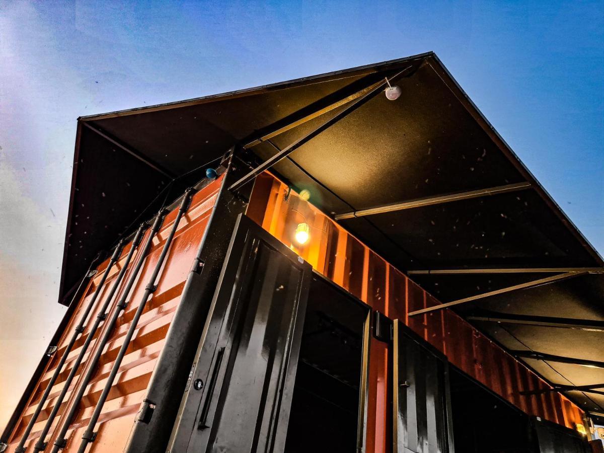 House Boat "Faroeste Caboclo" บราซิเลีย ภายนอก รูปภาพ