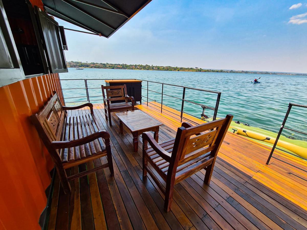 House Boat "Faroeste Caboclo" บราซิเลีย ภายนอก รูปภาพ